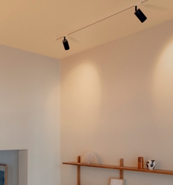 Thorup Copenhagen Patrone loftskinne spot, bruneret messing/mørk, 120 mm
