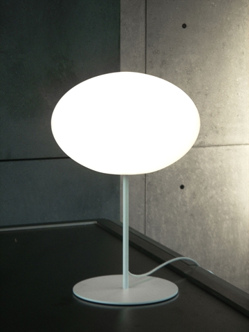 Eggy Pin bordlampe