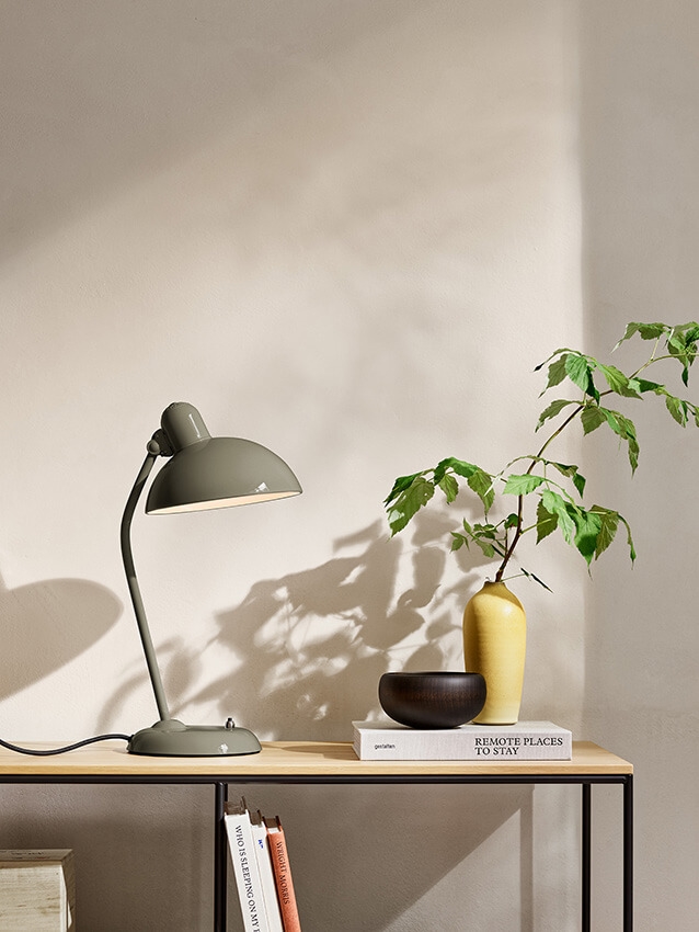 Kaiser Idell 6556 T Bordlampe Olive Green