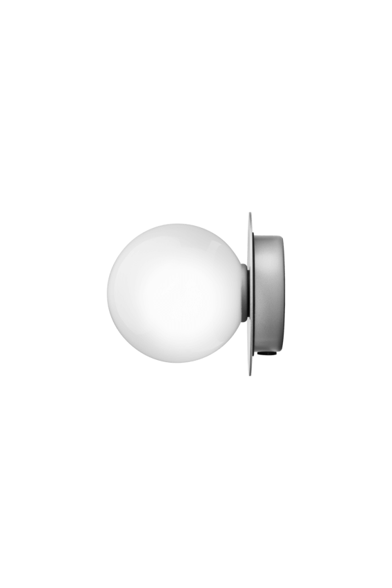 Liila 1 Small væglampe / loftlampe IP44, light silver/opal