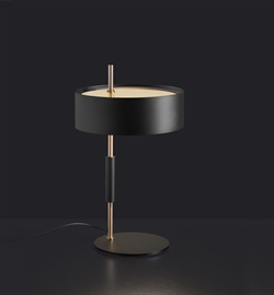 1953 - 243 bordlampe, satin guld/sort