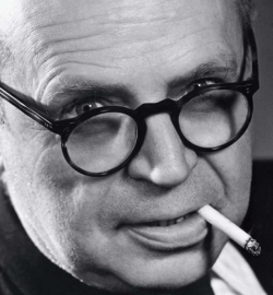 Poul Henningsen