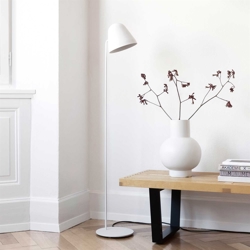 Tilt S gulvlampe, hvid