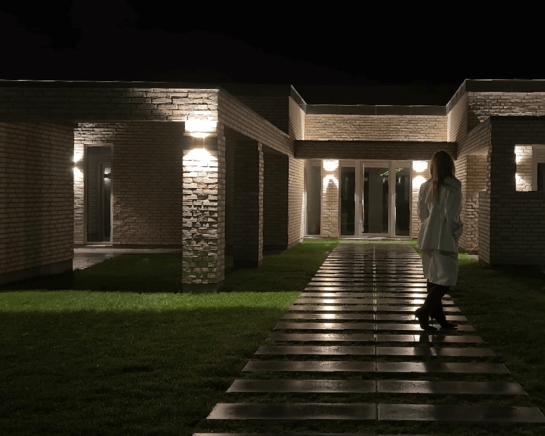 Fold udendørs væglampe fra Nordlux | Oplev udelys hjemme hos Suz.Lumholt | Lamper.dk