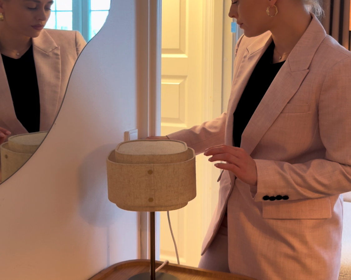 Takai bordlampe fra Design for the People hos Lee Levi | Shop hos Lamper.dk