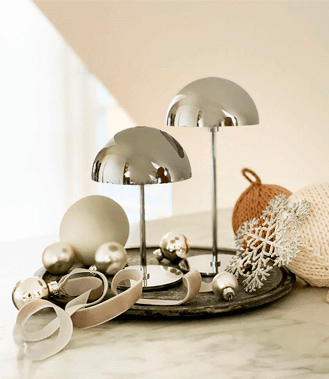 Dyberg Larsen Along sæt med 2 stk i krom er en populær firma-julegave | Køb firma-julegaver hos Lamper.dk