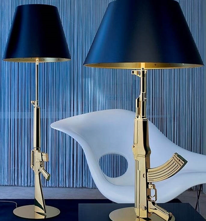 Guns Lounge Gun gulvlampe, guld/sort