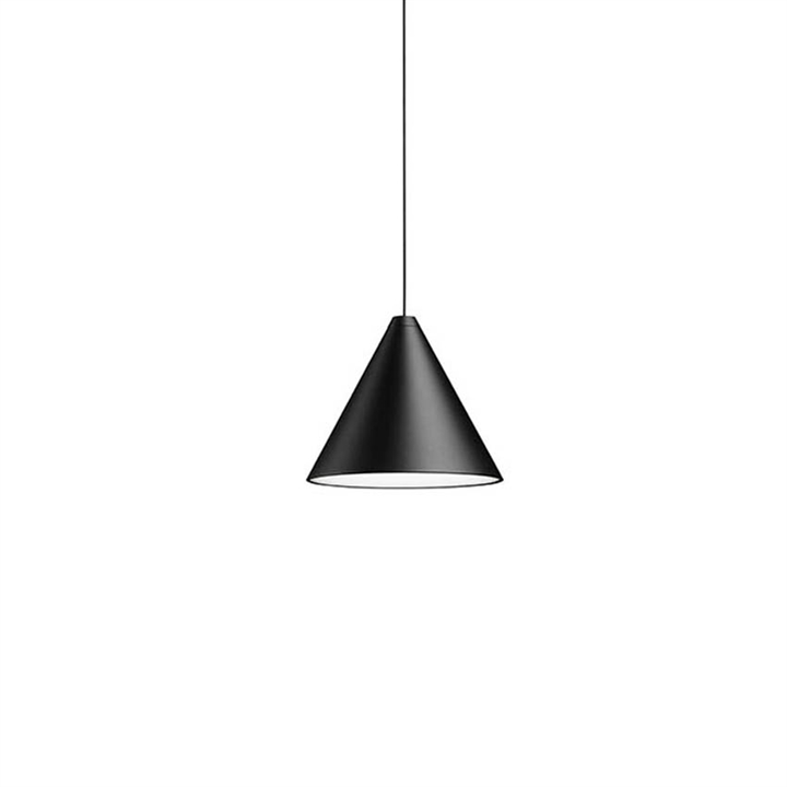 String Light cone pendel 22m, sort